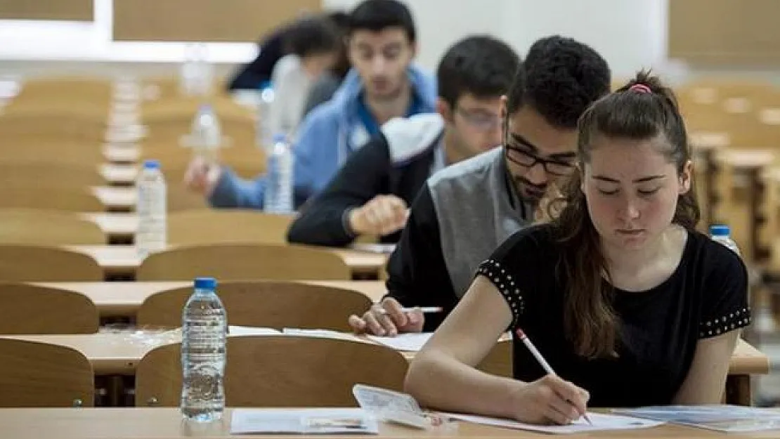 YKS TYT Oturumu Sona Erdi ! Sınav Kolay Mıydı, Zor Muydu?