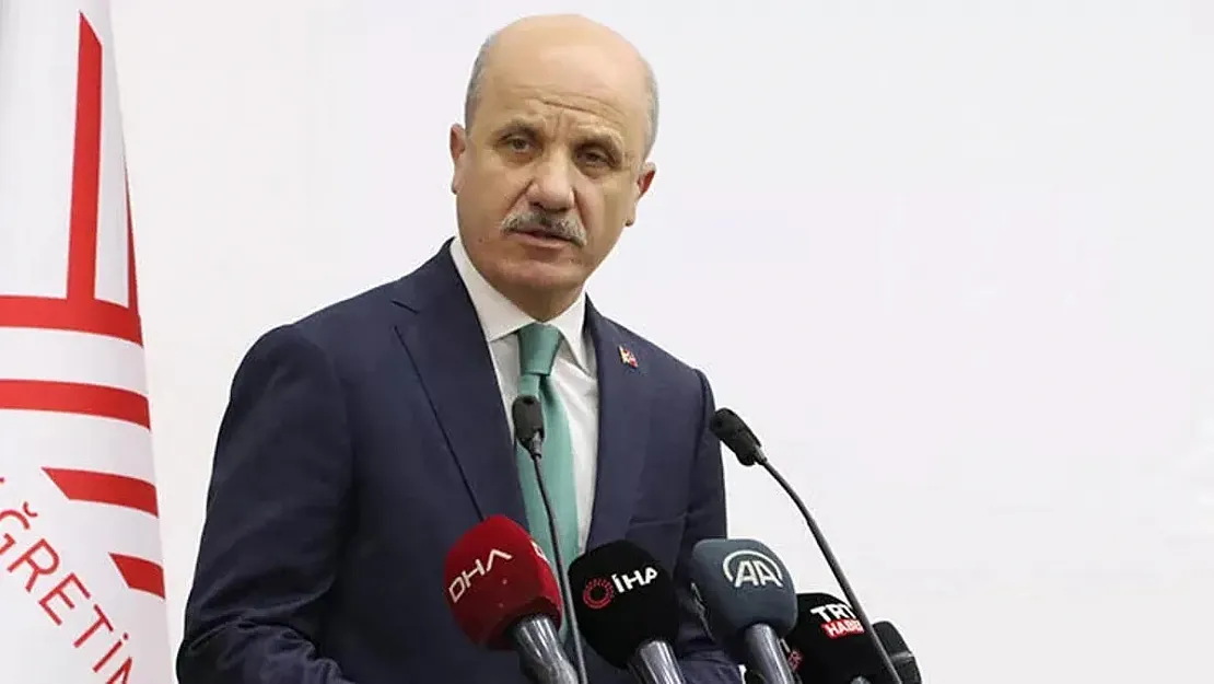 YÖK başkanı üniversitelerin açılmasına ilişkin yeni kararını duyurdu! 2022-2023 Bahar yarıyılı üniversiteler hibrit sisteme geçebilecek!
