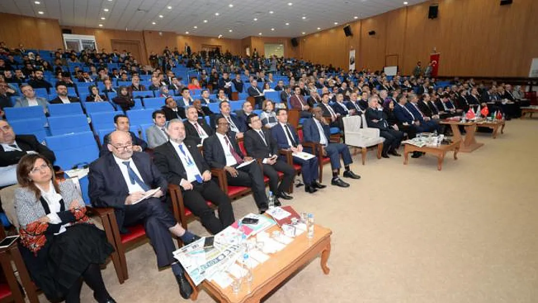 YÖK'ten Açıklama Geldi: Uluslararası Öğrenci Sayısı 148 Bini Geçti