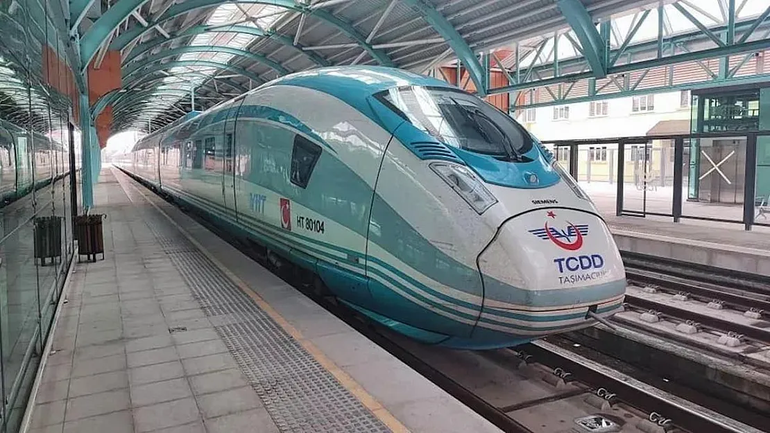 Yüksek Hızlı Tren Biletlerine İki Kere Zam Geldi!