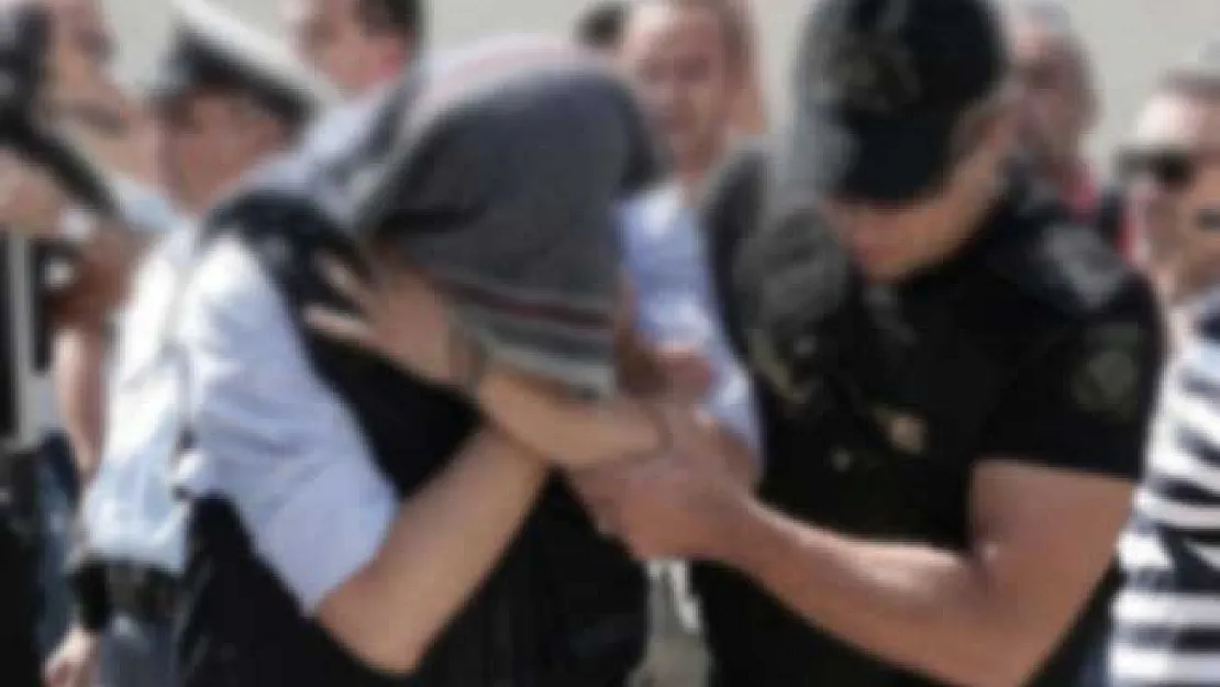 Yunanistan'a Kaçan Darbecilere Müebbet Cezası!