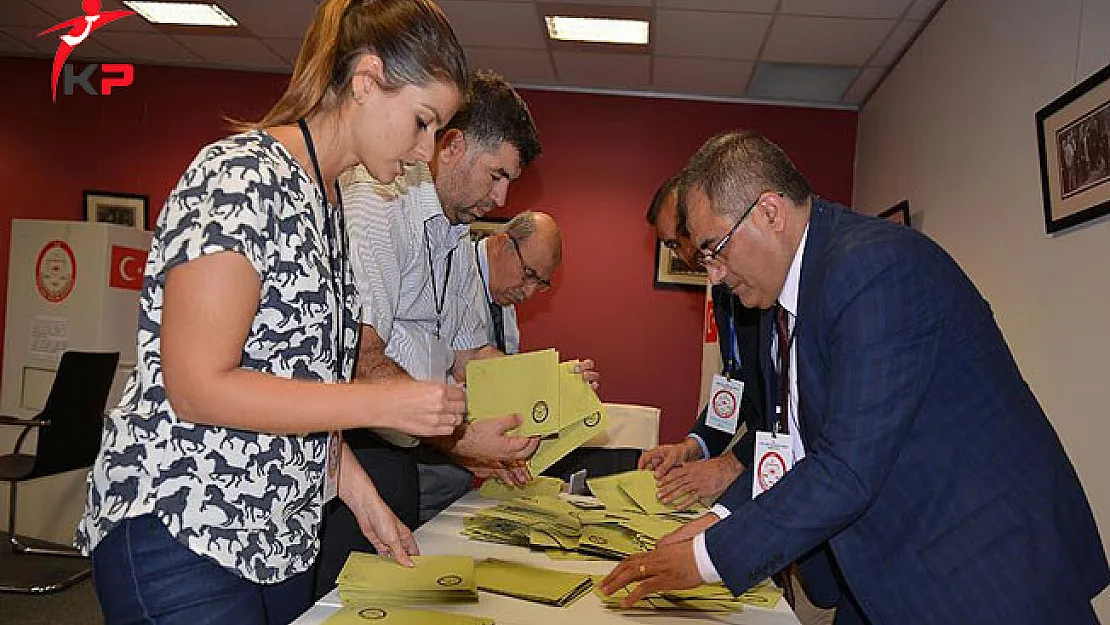 Yurt Dışında Halk Oylaması İçin Oy Verme Süreci Sona Erdi