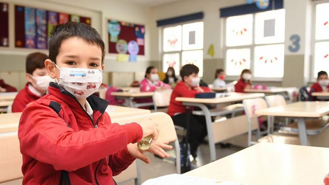 Yüz yüze eğitim için MEB'den son dakika kararı! 81 il geneli için karar alındı: Yıl sonuna kadar...