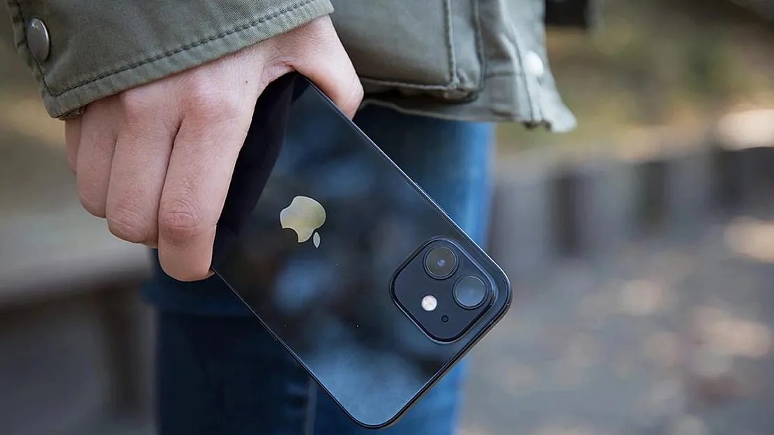 Z kuşağının en çok talep ettiği akıllı telefon modeli iPhone için kitlesel tercihin sebebi şaşırttı! Meğer…
