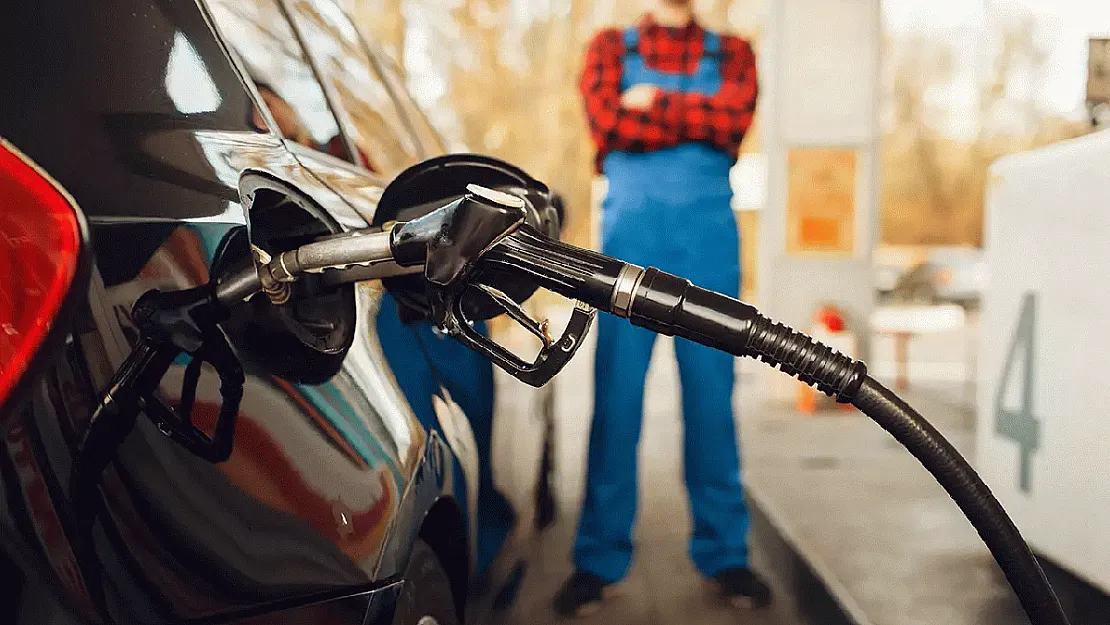 Zam gelmeden önce araç depoları dolup taşacak! Benzin, motorin, LPG alacaklara büyük indirim resmen duyuruldu: Son gün 15 Ağustos!