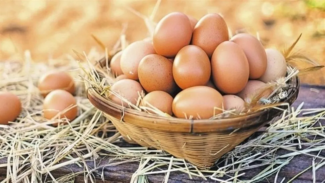 Zam yağmuru devam ediyor: Yumurta fiyatları aldı başını gidiyor! Bakın 30'lu yumurtanın yeni fiyatı ne kadar...
