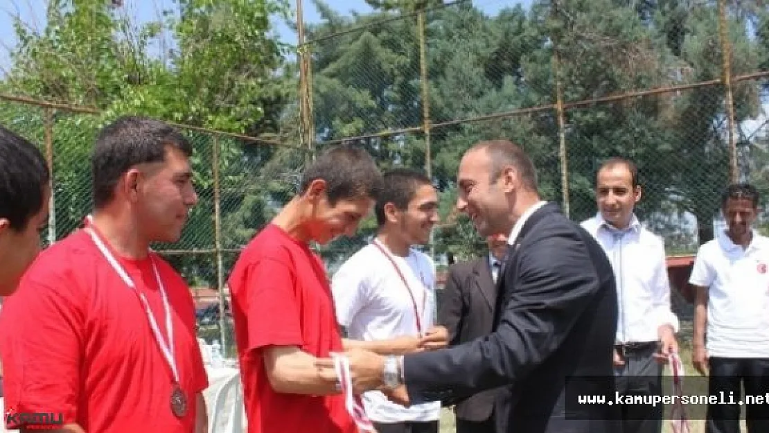 Zihinsel Engelli Sporcularımızdan Madalya Rekoru