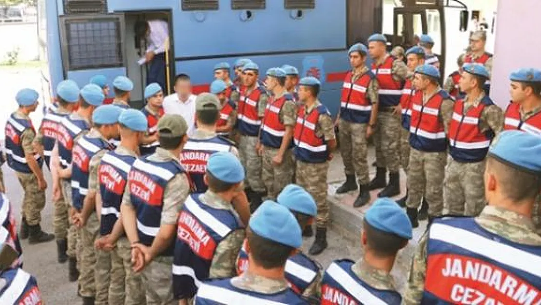 Zırhlı Birliklerin Darbe Davasına Devam Edildi