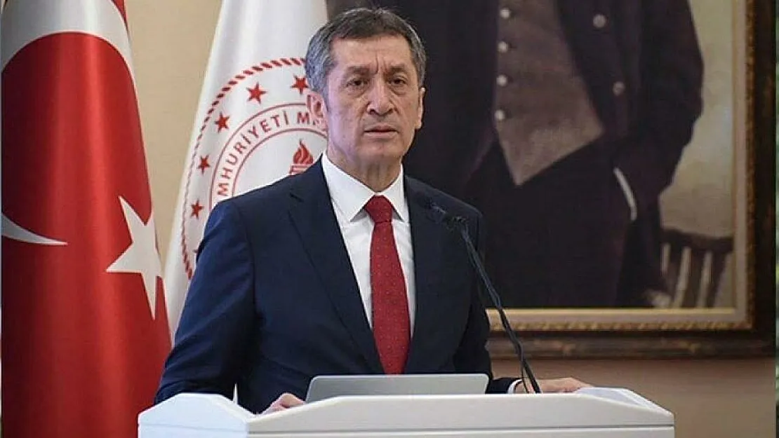 Ziya Selçuk neden istifa etti?