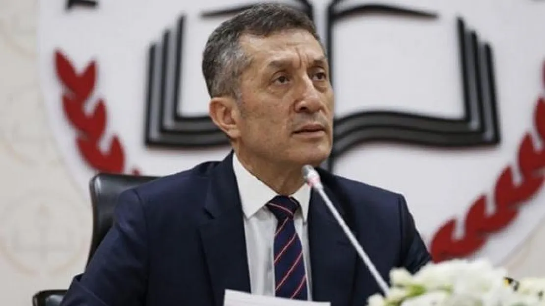 Ziya Selçuk'tan Telafi Eğitim Açıklaması: 'Ara tatilin Elazığ'da okul dönemi olarak geçmesi yönünde çalışmalarımız var.'