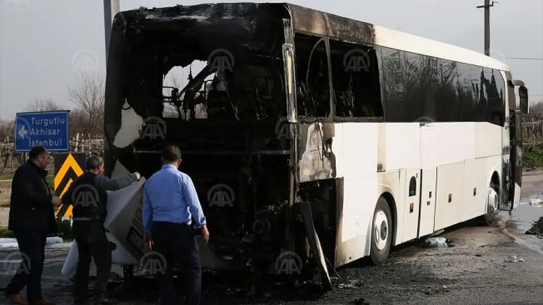 Zonguldak-Marmaris seferini yapan yolcu otobüsü yandı