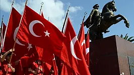 19 Mayıs Pazartesi Günü Resmi Tatil mi? Okullar Açık mı Kapalı mı Olacak?