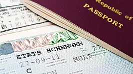 Schengen Vizelerinde Yeni Dönem Sinyali! Bakan Bolat'tan Kolaylaştırılmış Vize Mesajı