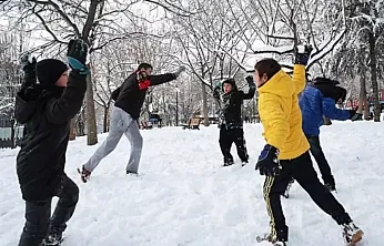 15 Ocak Perşembe Konya'da okul yok mu (KONYA VALİLİĞİ)? Konya okullar tatil mi?