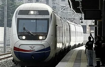 Ankara-İzmir Yüksek Hızlı Tren ile Seyahat 3,5 Saate İniyor