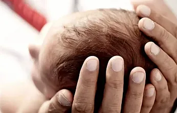 Fatih'te kan donduran olay: Aç bırakılan 2 aylık bebek hayatını kaybetti