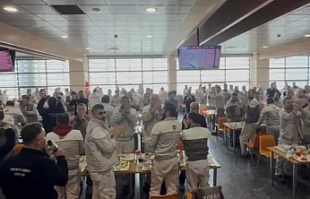 Otomotiv Devi Tofaş'ta Patlama: İşçiler Çatal Kaşıkla Fabrikayı İnletti!