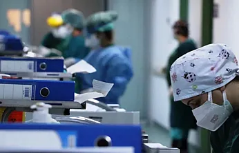 Sağlık Bakanlığı'nda dev kadro hazırlığı: On binlerce aday Nisan ayını bekliyor