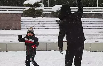 Zonguldak, Karabük, Bolu, Van, Düzce ile Şırnak'ın Beytüşşebap ilçesi ve Kastamonu'nun Küre ilçesinde yarın okullar tatil