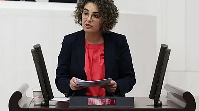 Çiçek Otlu'nun hastalığı nedir, neden ameliyat oldu? Çiçek Otlu kimdir, hangi partiden?