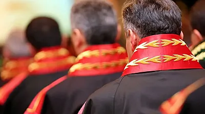 HSK'dan Sürpriz Kararname! 12 Hakim ve Savcının Görev Yeri Değişti