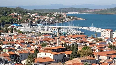 İzmir'e 2 Saat Mesafede, Taş Sokaklar Ve Sanat Kokan Tarihi Dokusuyla Masalsı Bir Köy