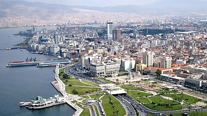 Foça'nın en kıymetli köyü doğası, huzuru ve zeytin ağaçlarıyla emeklilerin gözdesi!