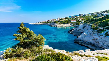 İzmir'e Yakın Keşfedilmemiş 3 Sessiz Plaj! Kalabalıktan Uzak Deniz Kaçamağı