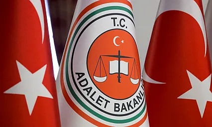 Adalet Bakanlığı'ndan Büyük İstihdam Hamlesi: 20 Bin Personel Alımı Yolda! Zabıt Kâtibi, İKM ve Destek Personeli Başvuruları Ne Zaman Başlayacak?