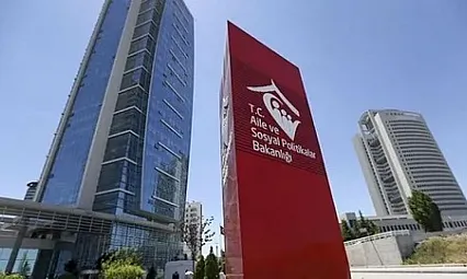 Aile ve Sosyal Hizmetler Bakanlığı 360 Kişiyi İşe Alacak! Başvurular Başladı
