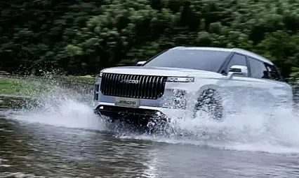 Şık tasarım, yüksek donanım, ulaşılabilir fiyat! JAECOO 7 C-SUV sınıfında ezber bozuyor