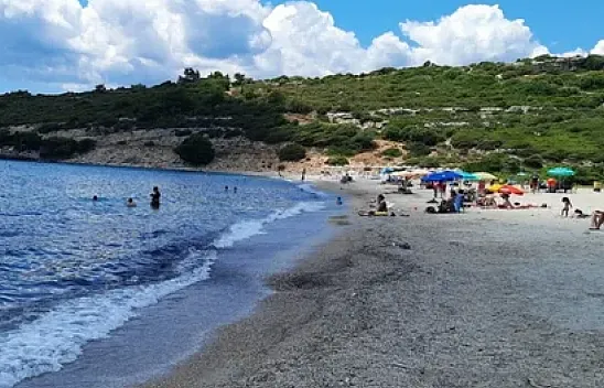 Burası İzmir'in Sakin Cenneti! Kalabalıktan Uzak, Doğayla İç İçe Yaz Tatili