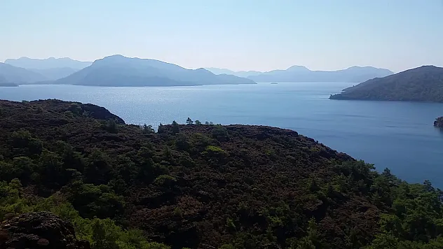 Doğanın Kalbinde Gizli Bir Cennet! Bu Koy Yaz Tatilcilerini Büyülüyor
