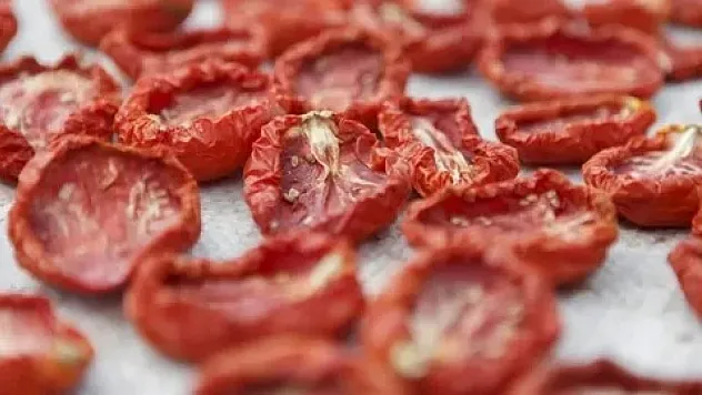 Güneşten Gelen Lezzet: Evde Hazırlayabileceğiniz Doğal Bir Vitamin Bombası