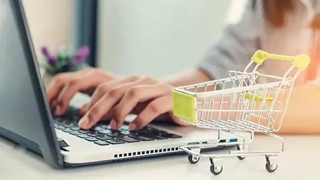 Online alışverişte yeni dönem! Bakanlık duyurdu: Online alışverişte, İade kargo ücreti, cayma hakkı...