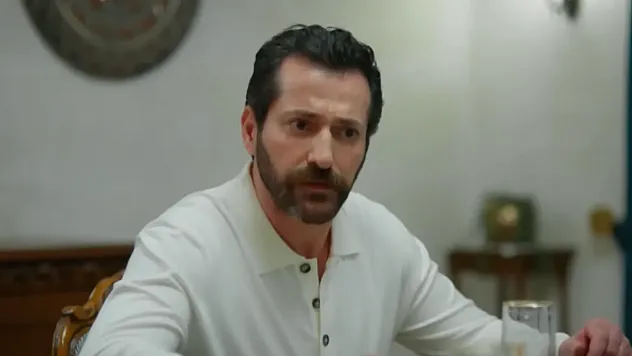 Oynadığı diziler ve kariyeri Burç Kümbetlioğlu kimdir, kaç yaşında?