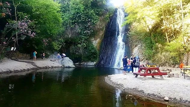 Şehirden uzak, huzura yakın! İzmir'e sadece 2 saat mesafede!