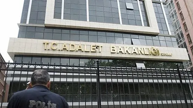 Yeni Düzenleme Resmî Gazete'de Yayımlandı! Mazeret Olsa Bile Tayin Yolu Kapalı Olabilir