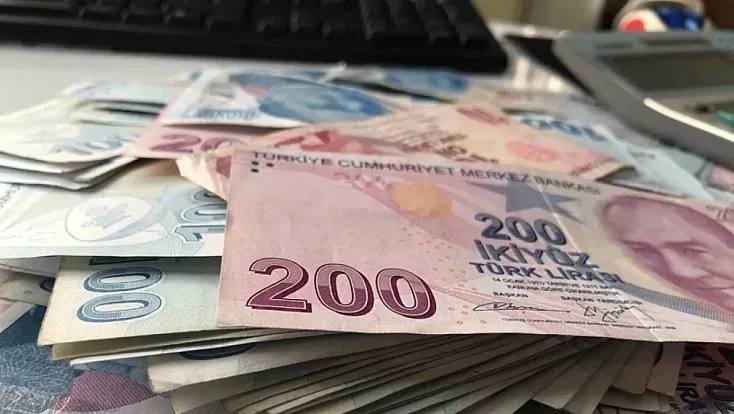 Faizler Düştü, Kredi Yarışı Başladı: Konut, Taşıt ve İhtiyaç Kredilerinde En Cazip Oranlar Hangi Bankada?