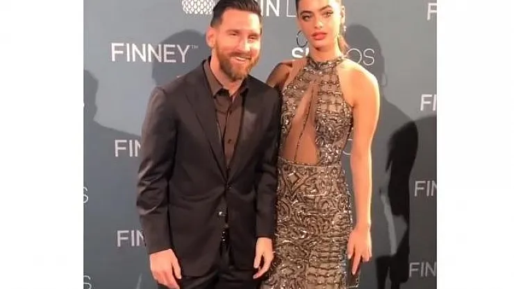 18 yaşındaki model Yael Shelbia, Messi'ye zor anlar yaşattı