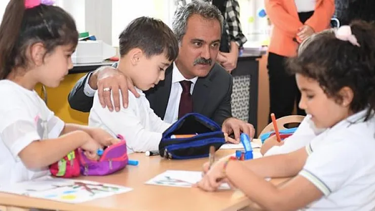 2 – 12. Sınıf arasındaki bütün öğrenciler için MEB son dakika açıkladı! 25 Haziran'da..
