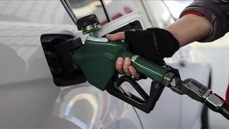 20 Mart itibari ile benzin ve motorine bir indirim daha geliyor!