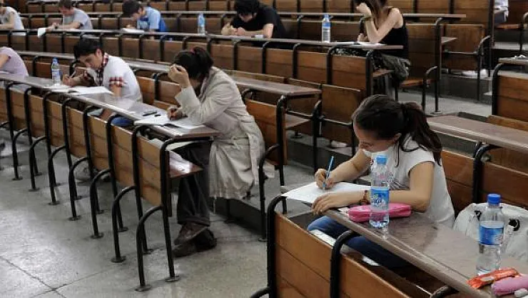 2020 KPSS'ye Girecek Olan Adaylar Dikkat ! Kaç Net Kaç Puan Getirir?