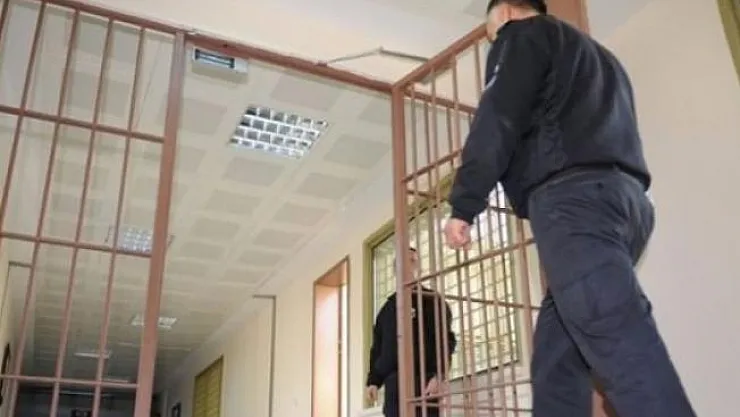 2020'de İnfaz Koruma Memuru (Gardiyan) alımı ne zaman? Gardiyan başvuru şartları nelerdir? Gardiyan maaşları ne kadar?