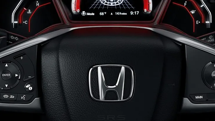 Honda Civic özel olarak ayarlanmış amortisörler ile birlikte geliyor!