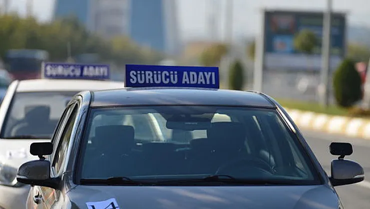 21 Nisan Ehliyet Sınav Soruları ve Cevapları MEB Tarafından Yayımlandı
