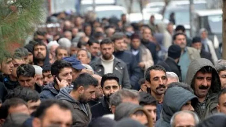 6 Aylık TYP İlanına 5 Saate 3 Bin Kişi Başvuru Yaptı