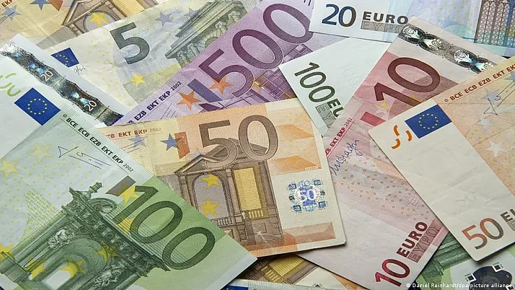 6 Milyon İşçiyi İlgilendiriyor! Saatlik Asgari Ücret 12 Euro'ya Yükseldi
