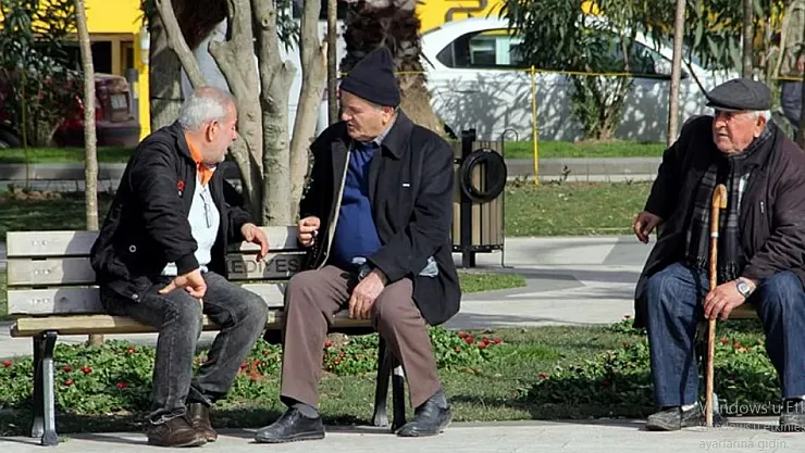 60 ve 65 yaş üstü dikkat: Saatler değişti! Duyuru yapıldı
