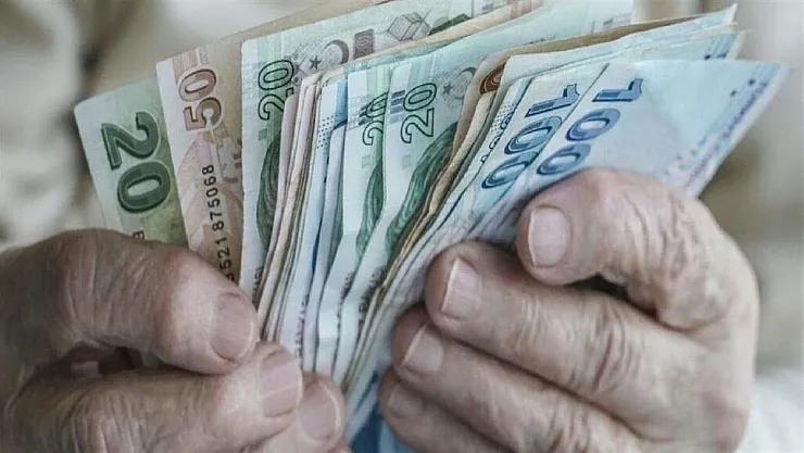 65 Yaş Aylığı Alan Vatandaşlar Dikkat! Ne Kadar Olacak?